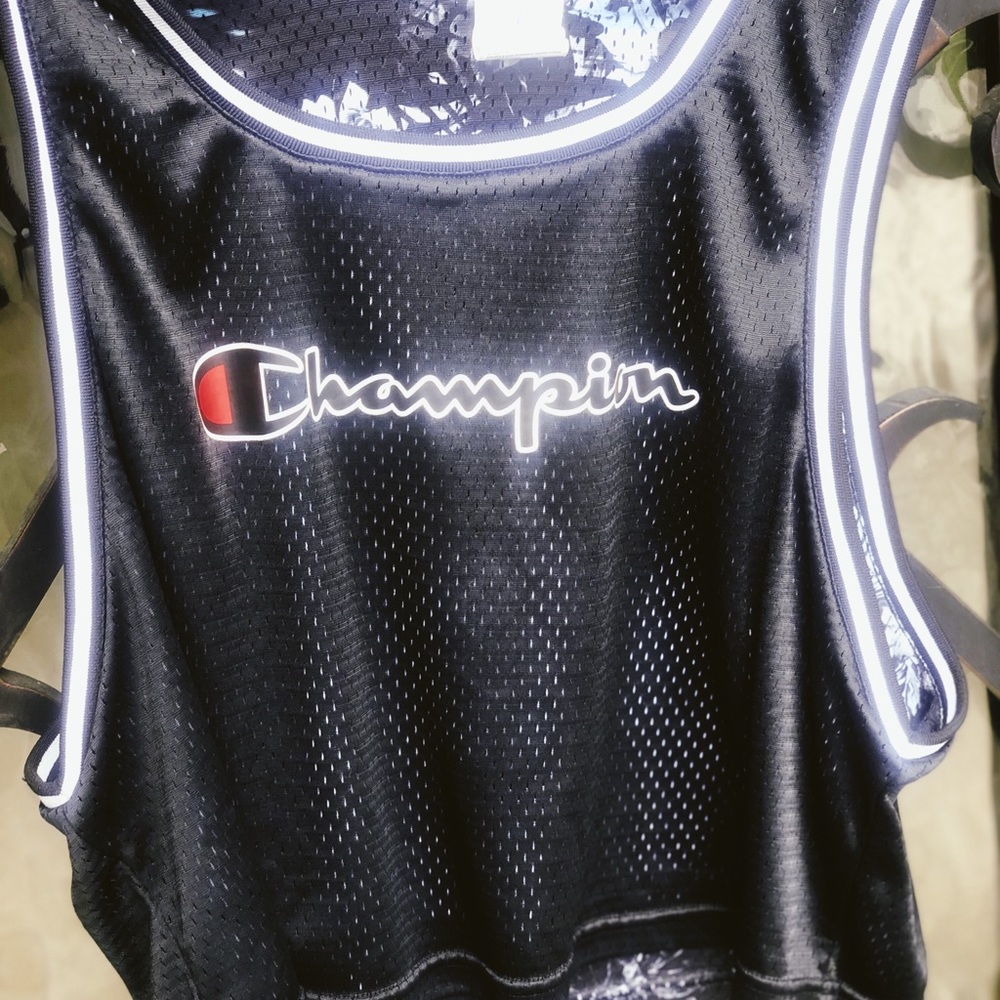 Authentic champion crop top pinnie/reversible
